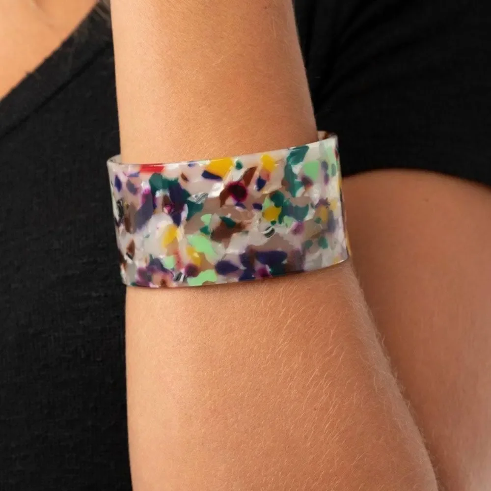 Multicolor Acrylic Tortoise Shell Cuff Bracelet Women’s OSFM Costume Jewelry - Picture 4 of 5